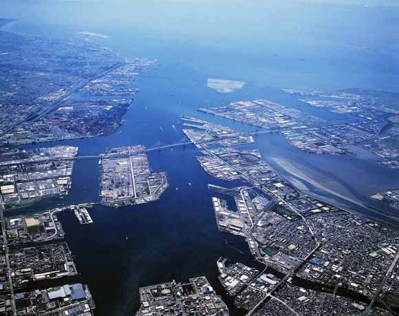 名古屋港周辺の航空写真